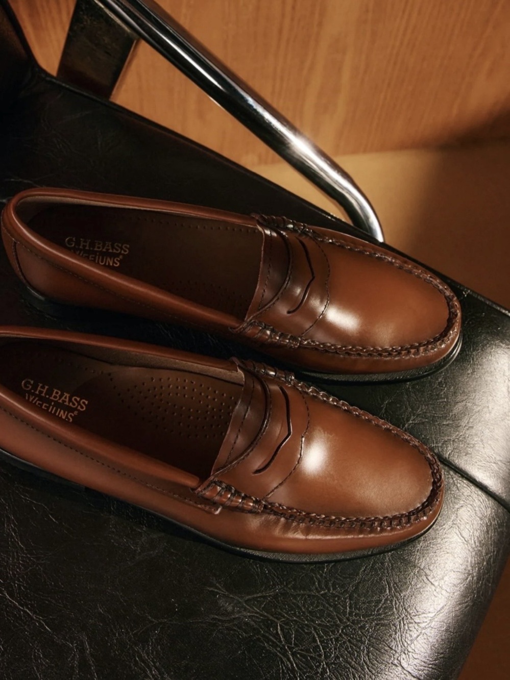 G.H. Bass & Co Women's Whitney Weejuns® Penny Loafer Size 7.5